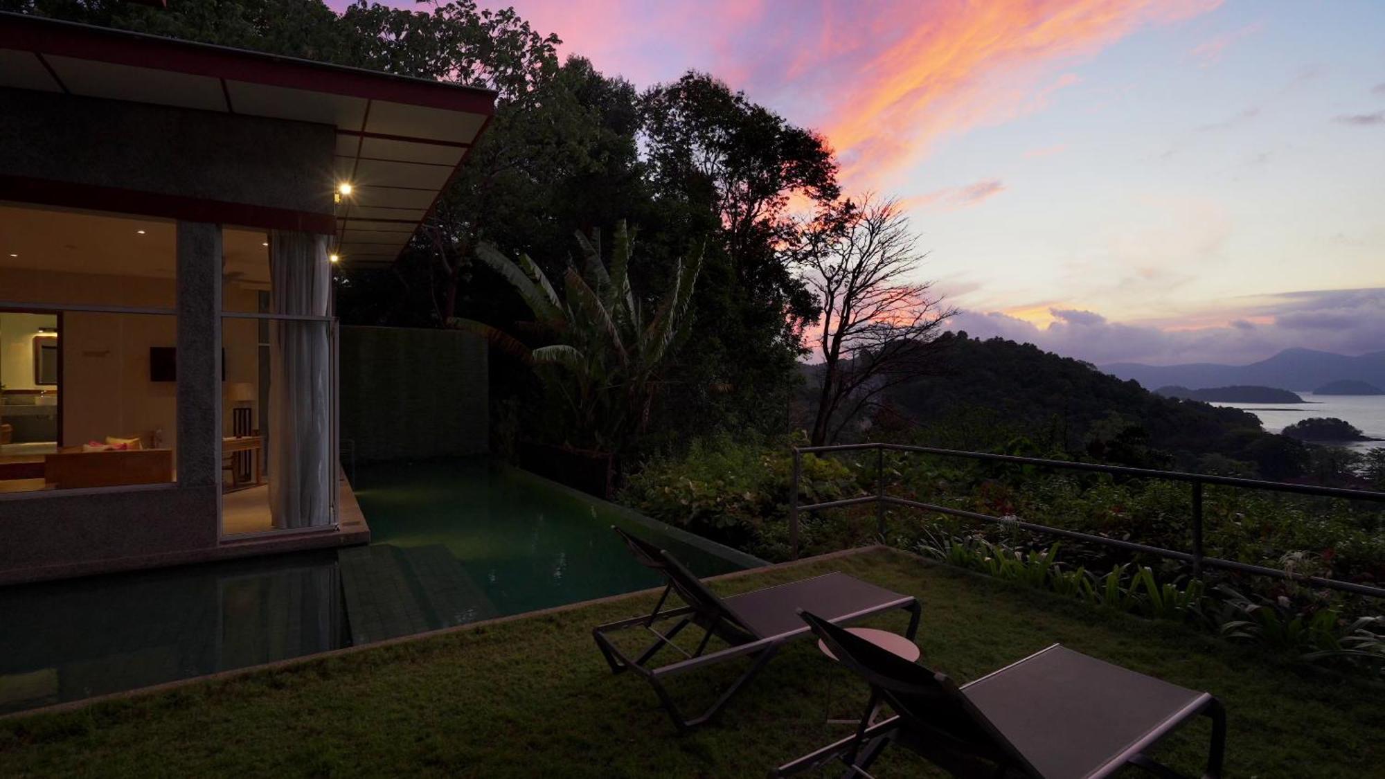 Ambong Pool Villas - Private Pool Pantai Cenang  Eksteriør billede